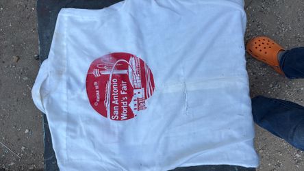 Vintage worlds fair button up