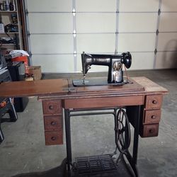 Old Singer Sewing Machine For Sale.