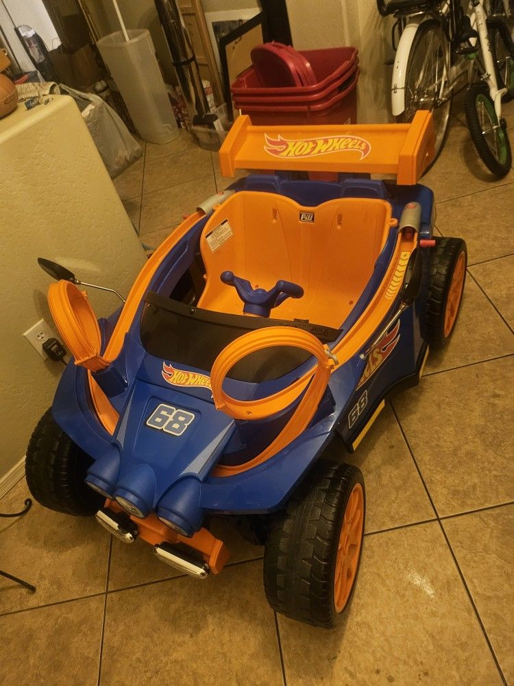 Power Wheels Hot Wheels Racer