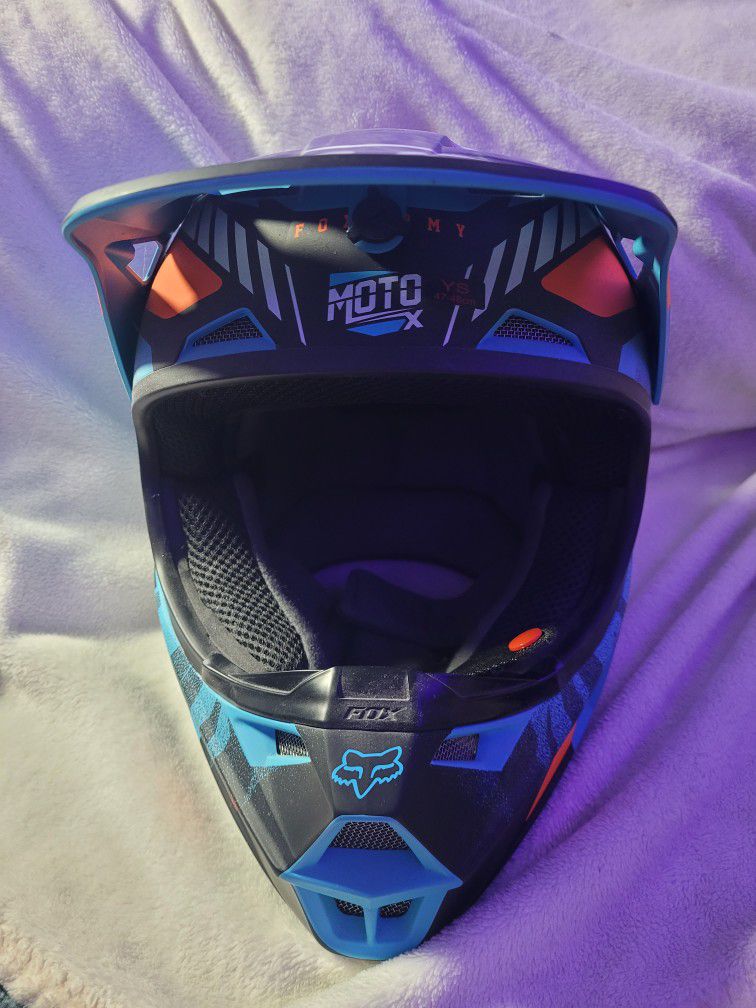 Youth/kids Fox Motorcross  Helmet (Brand-new )