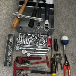 Metal Tool Box Set With Tools !  