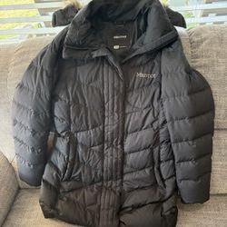 Marmot Women M 700 Down Fill Insulated Black Puffer Mid-length-Hooded 33” #165