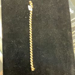 14KT Gold Solid Twisted Bracelet 39815-2