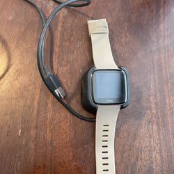 Fitbit Versa 2 