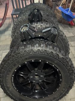 Wrangler 35-12.50-20 $$1100