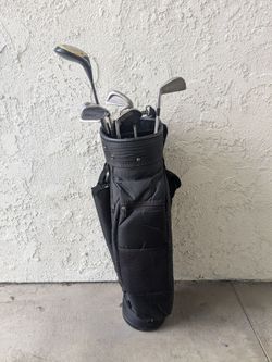 Golf clubs set