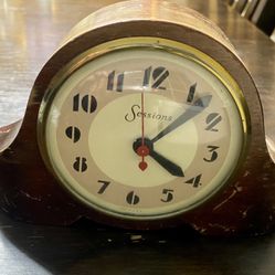 Vintage Sessions Art Deco Wood Mantle Clock
