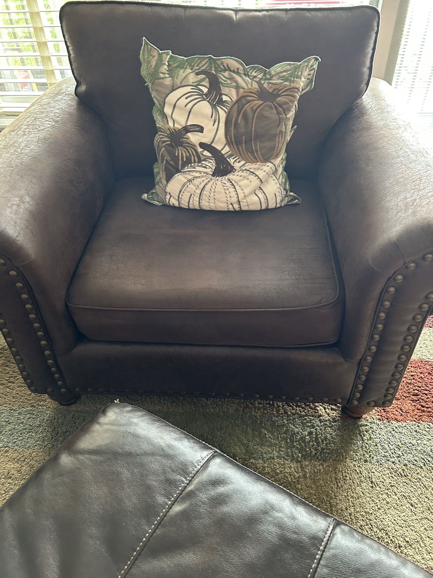 Oversized Living Room Chairs