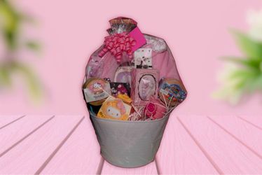 Hello Kitty Sanrio Girls Gift Basket