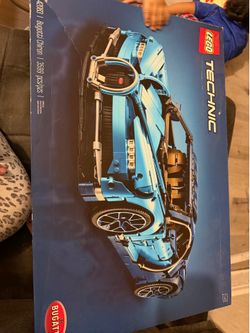 LEGO TECHNIC BUGATTI CHIRON 42083 RACE CAR BUILDING KIT 3599 PIECES - BLUE