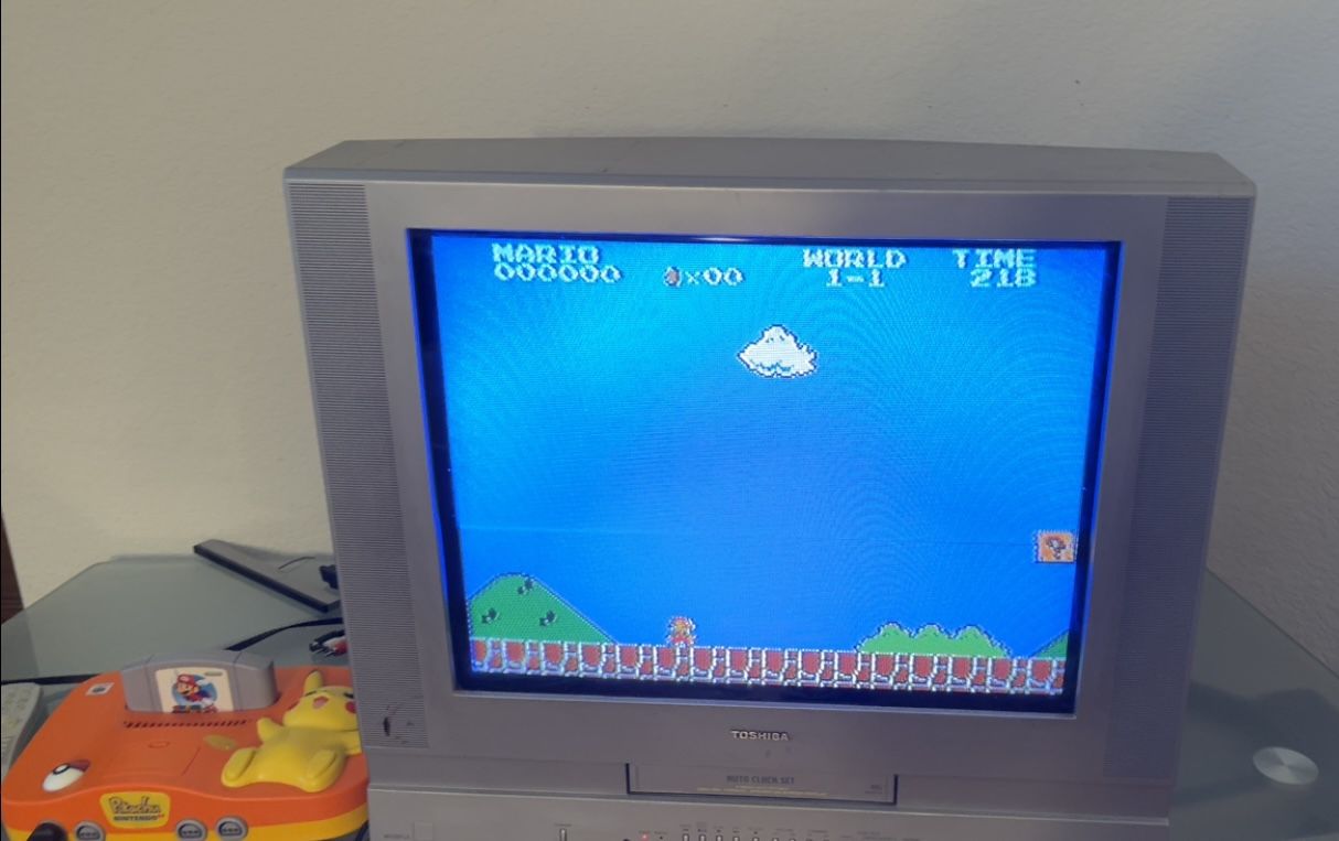 Toshiba 20 inch CRT for Retro Gaming! MV20FL3 for Sale in Palm