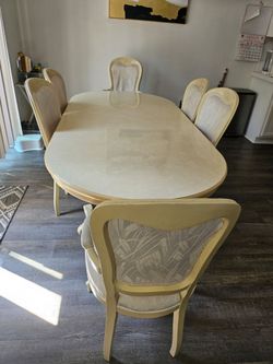 Dining Table and 6 chairs