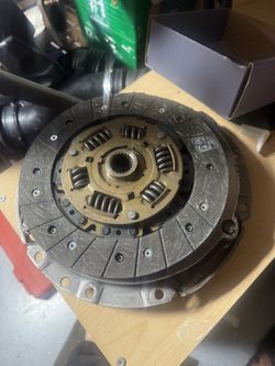 OEM Valeo 874000 Clutch Kit for Mitsubishi Lancer / Outlander Sport 2.0L