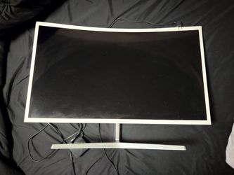 Samsung 32" Curved Monitor White
