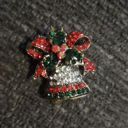 Vintage Holiday Brooch 