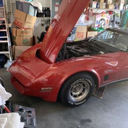 1982 corvette Stingray 