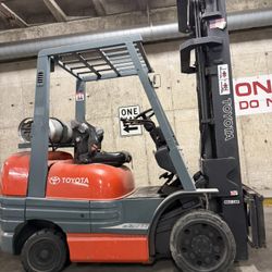 HEAVY DUTY Toyota forklift for sale 