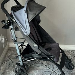 Stroller Needs Cleaning ( It Reclines 3 Levels) 