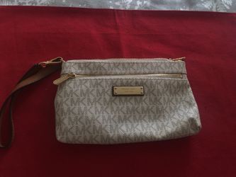 MK wristlet