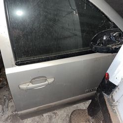 Chevy Suburban Car Doors 2007