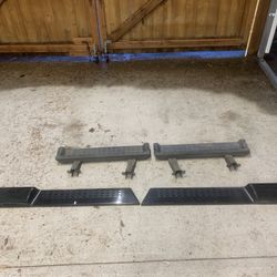 2001 Jeep Wrangler Sahara Sides original side steps and body molding claddings.