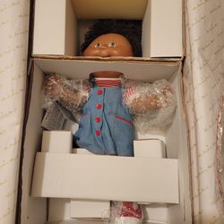 CABBAGE PATCH KIDS PORCELAIN COLLECTOR DOLL 