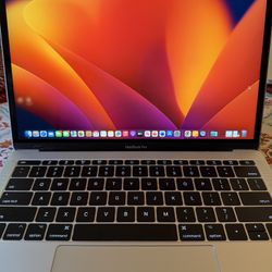MacBook Pro 2017 13” 256 GB