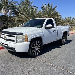2009 Chevy Silverado V8 5.3 Short Bed