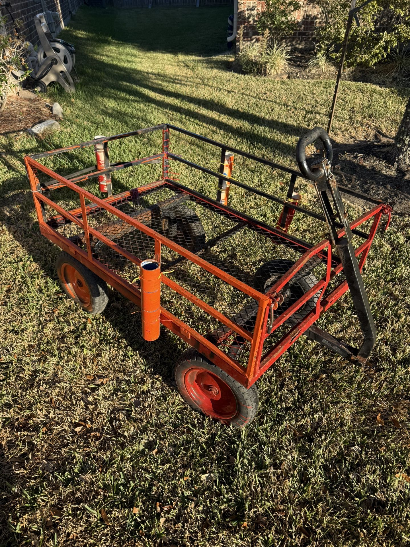 Gorilla Cart with No-flat  Tires