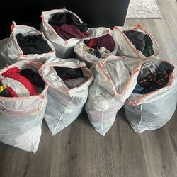 8 bags full of 3x/4x womens clothes
