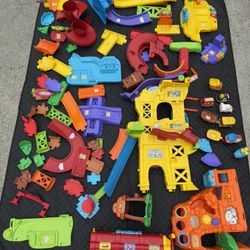 Large Lot Of Vtech go! go! smart wheels (4 Sets!!! Over $300 Worth)& Extra Cars  🚗 OBO