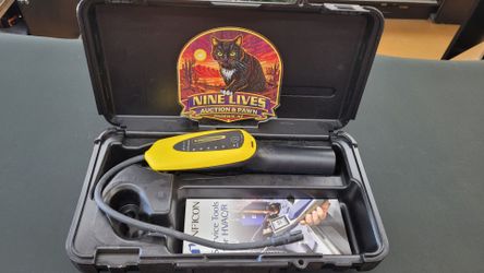 Inficon leak detector