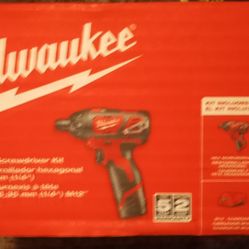 Milwaukee M12 Screw Gun