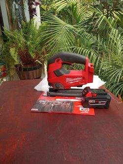 Milwaukee 18 v new. Fuel  jig  saw.   W/  Battery.  5.0 AH.  Lithium