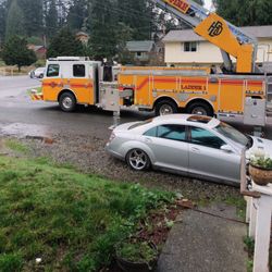 07 Mercedes Benz S550 For Parts