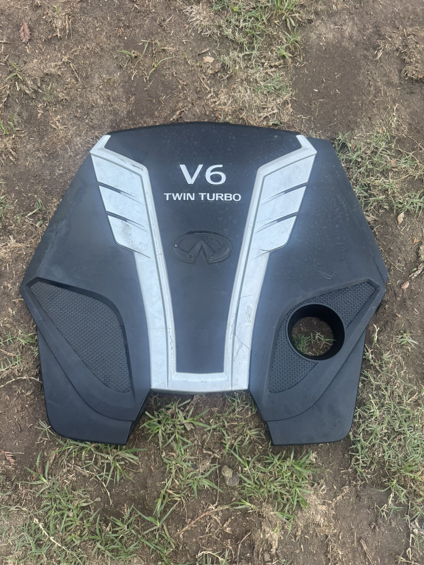 Infinite Q50 2017 V6 Engine Cover