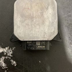 2019 2020 2021 2022 LEXUS UX UX200 HEADLIGHT LEFT LED MODULE BALLAST OEM USED