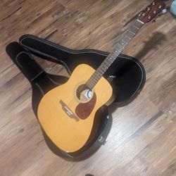 Acoustic Guitar 