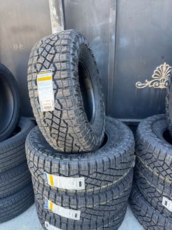 285/70r17 Goodyear tires nuevas con 65,000 millas de garantía las 4