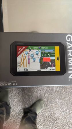 Garmin Dezlcam 785 w dashcam