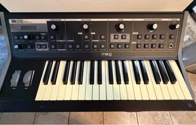 Moog Little Phatty Stage II