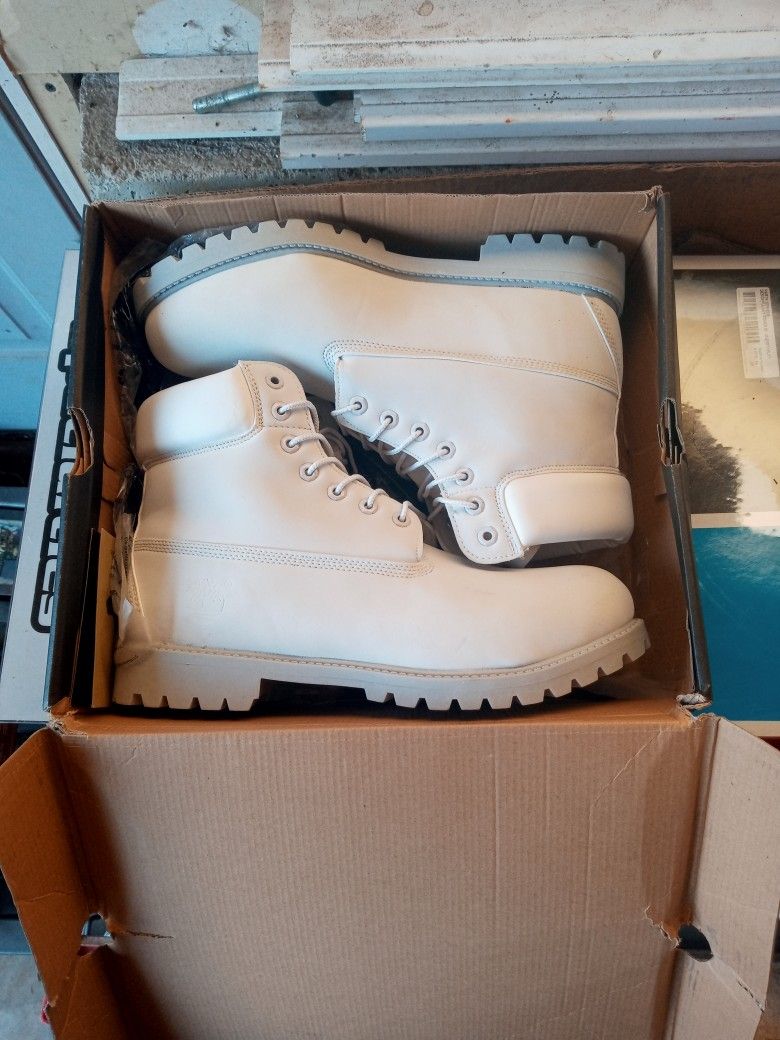 Brand New Timberland Women's Boots