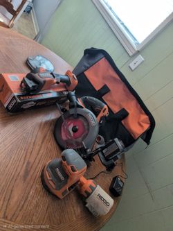 RIDGID 18V Brushless & Cordless Tool Set (Circular Saw, Recip Saw, Sander) + Battery & Charger