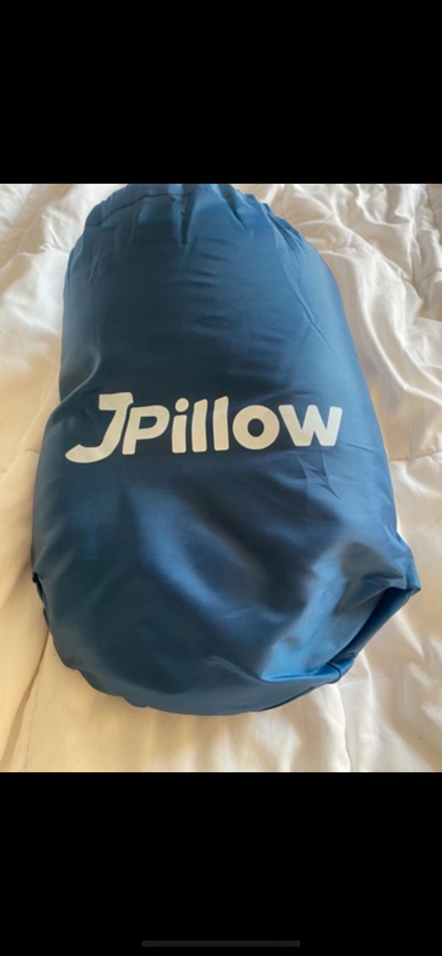 TRAVEL PILLOW