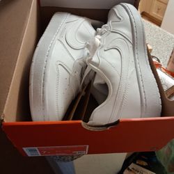 Nike Court Boroughs Low Recraft