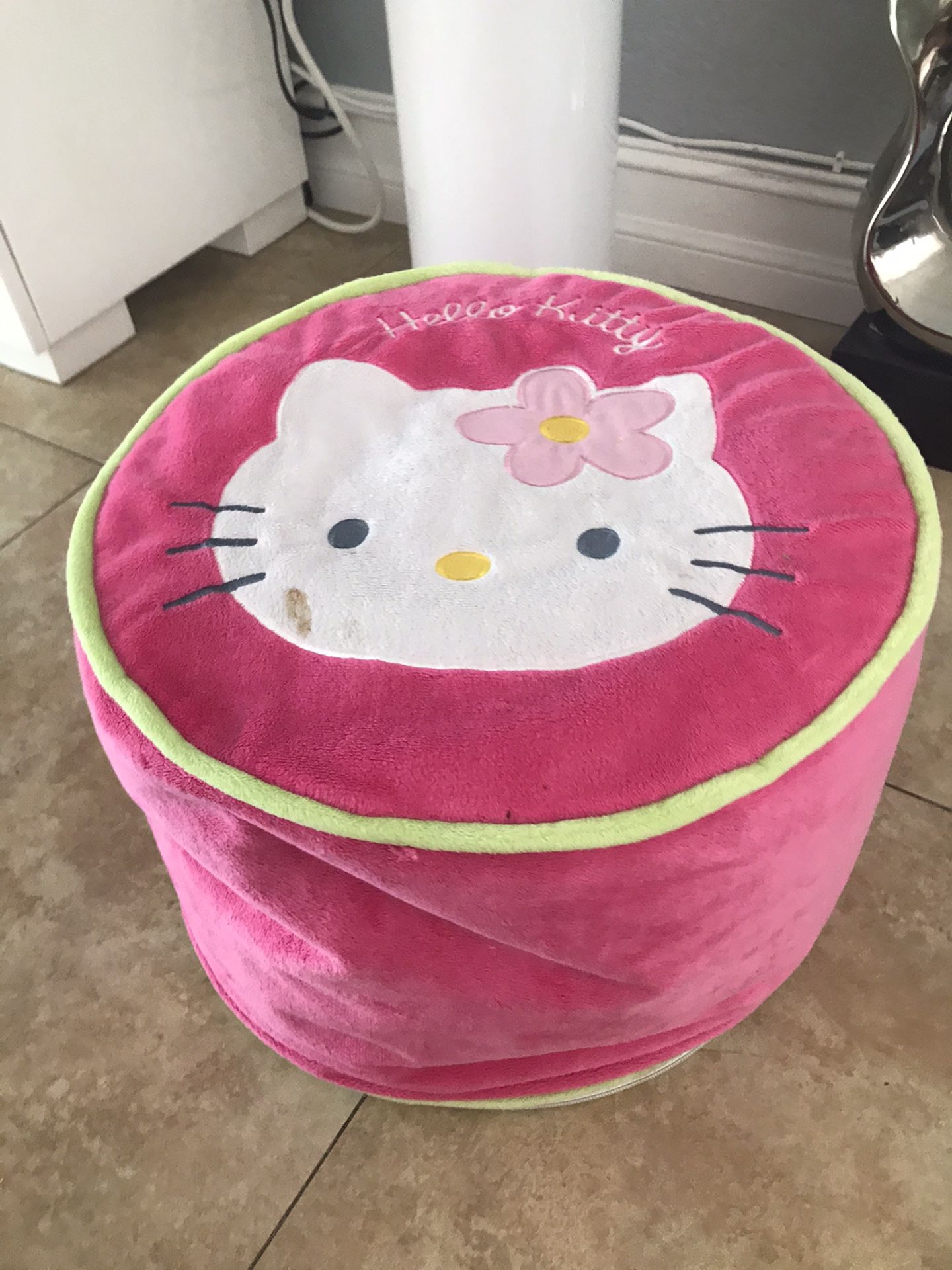  Chair For Kids/girl HELLO KITTY