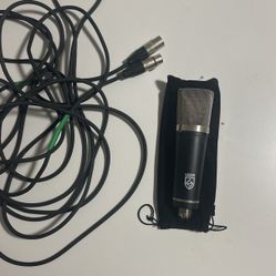LA220 Condenser Microphone 