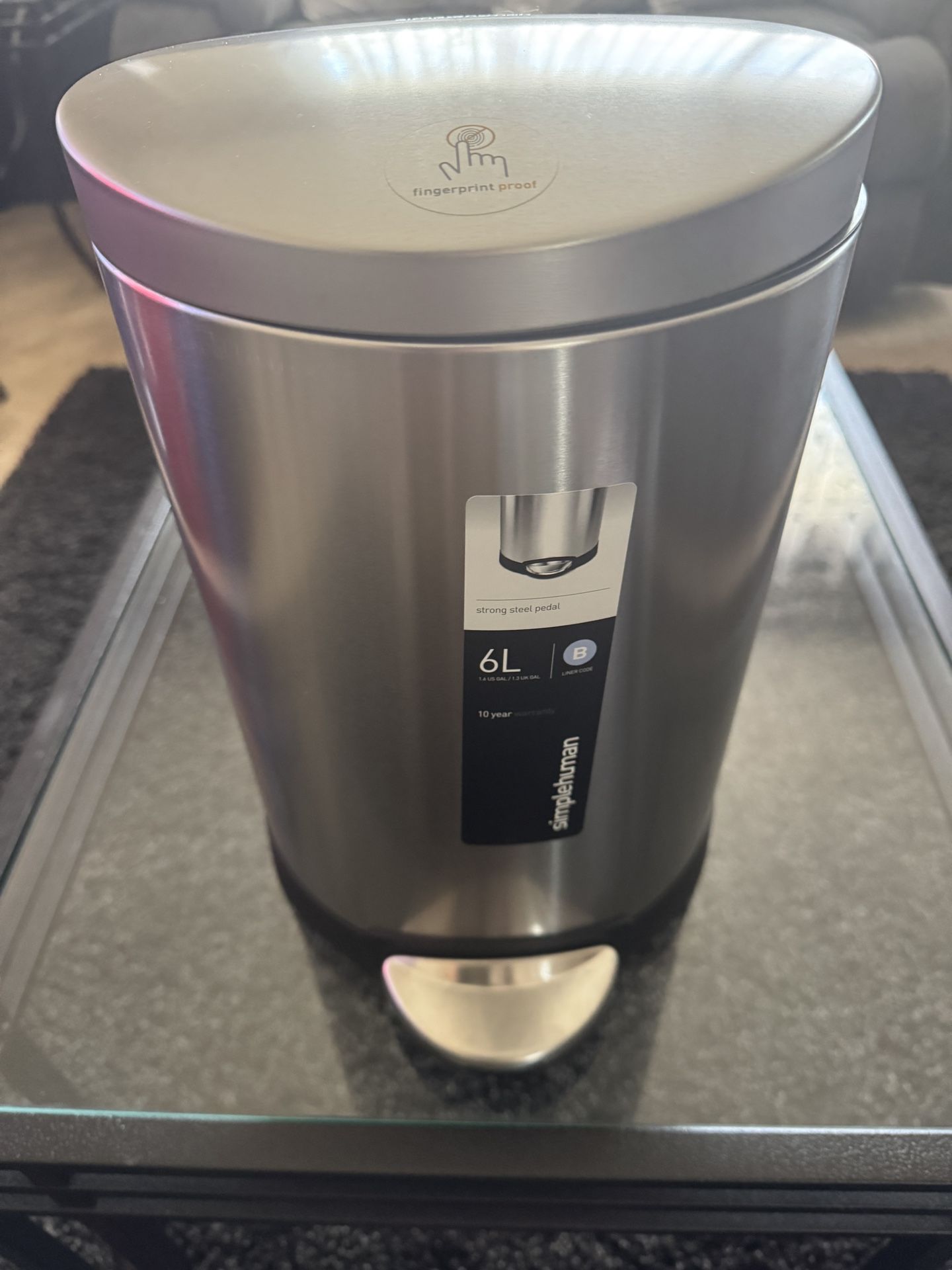 Simplehuman 6L Trash Can (NEW)- 6 Liter / 1.6 Gallon With 3 Free Trash Bags!!!