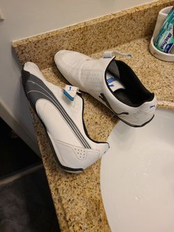 Puma Sneakers