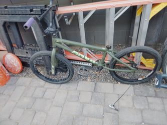 Gt banks 20in will need seat and post 20.00 obo
